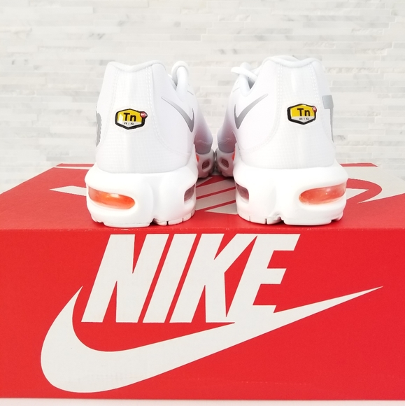 🛑 SOLD🛑New Air Max Plus TN SE Total - Picture 5 of 7